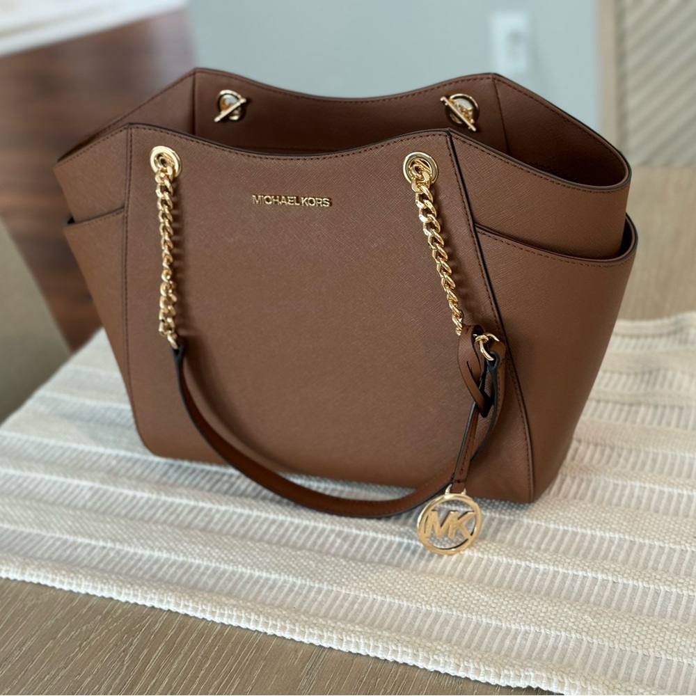 New Michael Kors Jet Set Chain Tote – Luggage Brown